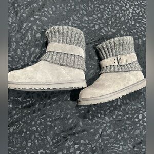 UGG Australia Charcoal Knit Cuff Boots